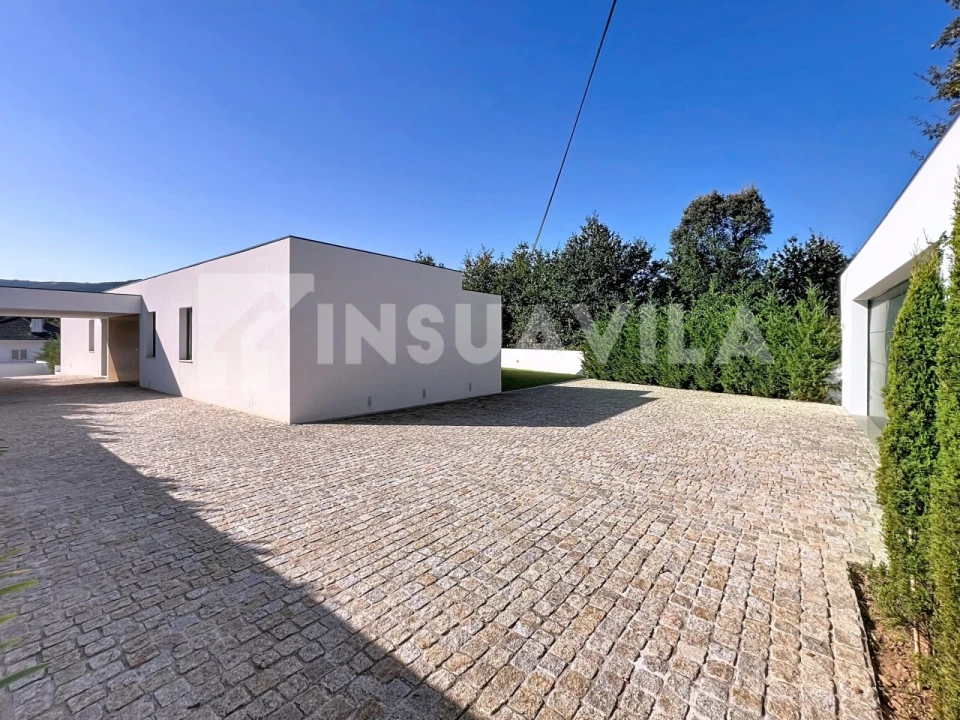 Moradia T3 para Venda em Sopo Foto 13