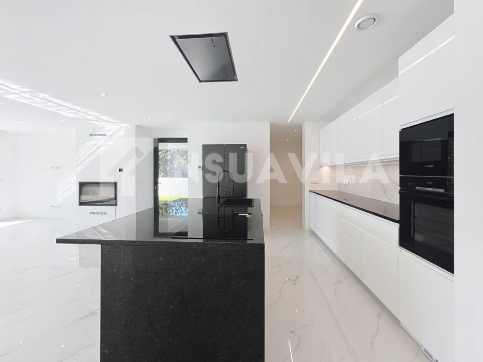 Moradia T3 para Venda em Sopo Foto 23