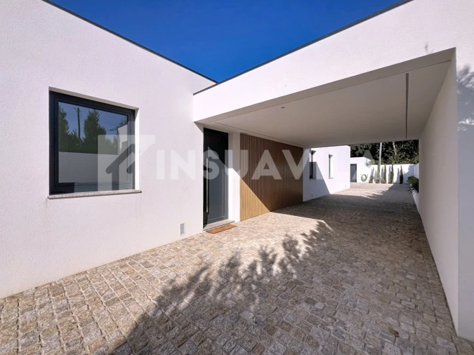 Moradia T3 para Venda em Sopo Foto 16