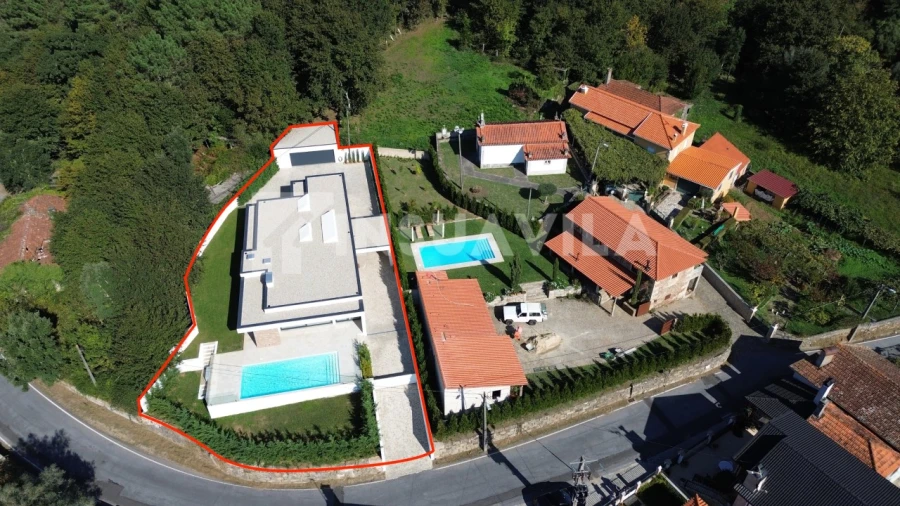 Moradia T3 para Venda em Sopo Foto 2