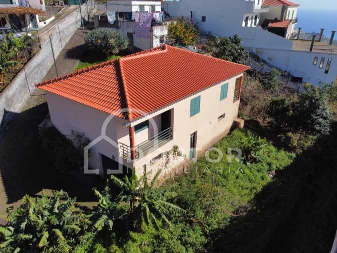 Moradia T3 para Venda em Estreito de Camara de Lobos Foto 6