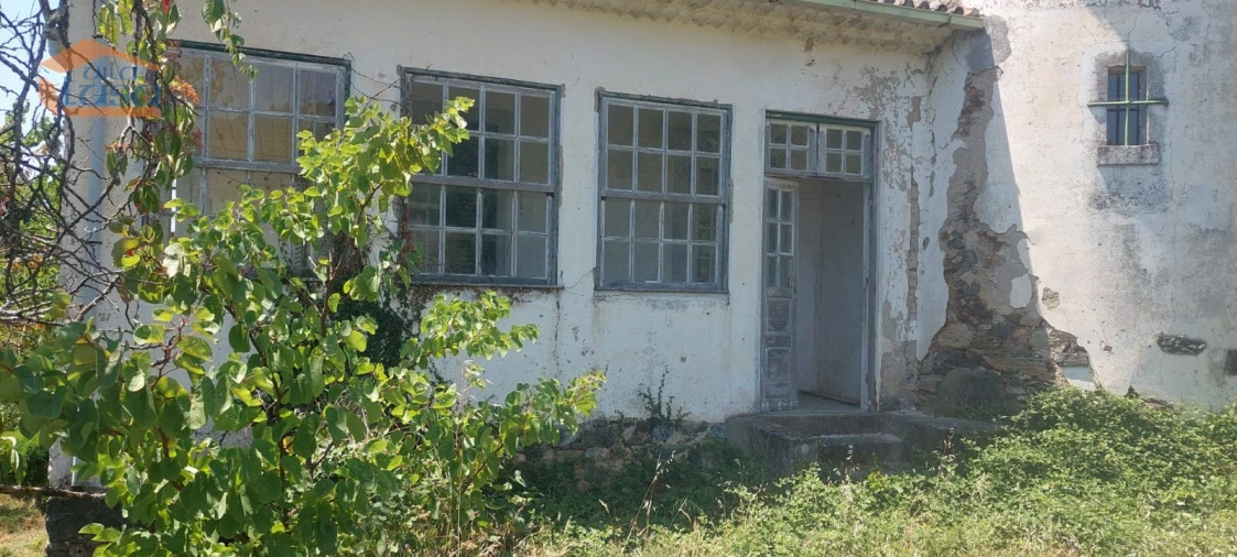 Moradia T11 para Venda em Vinhais Foto 4