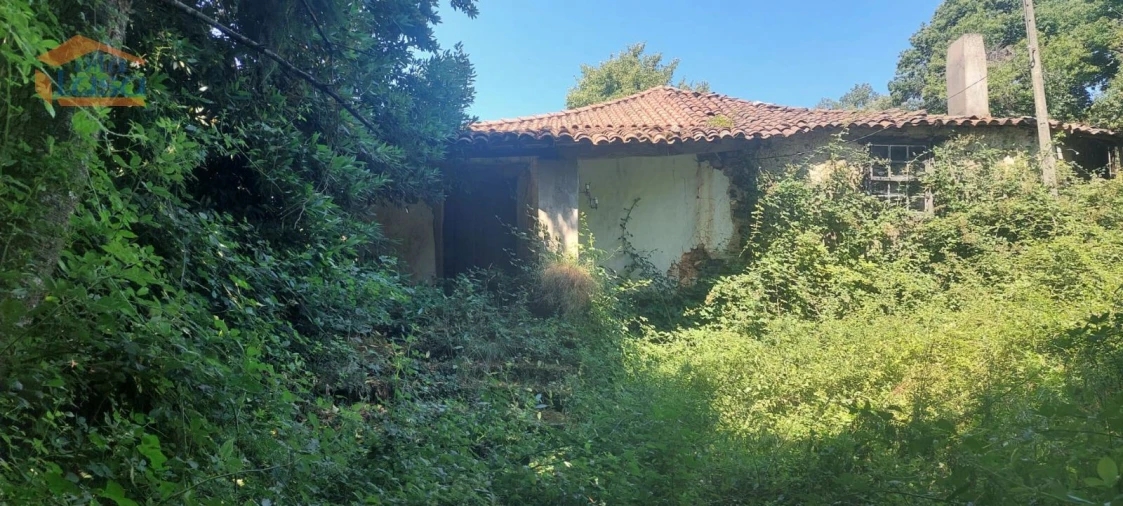 Moradia T5 para Venda em Vilar de Ossos Foto 8