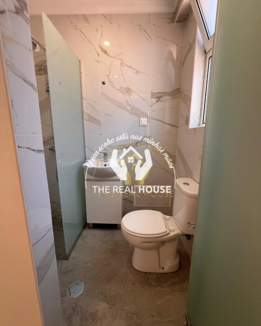 Moradia T3 para Venda em Funchal (Santa Luzia) Foto 10