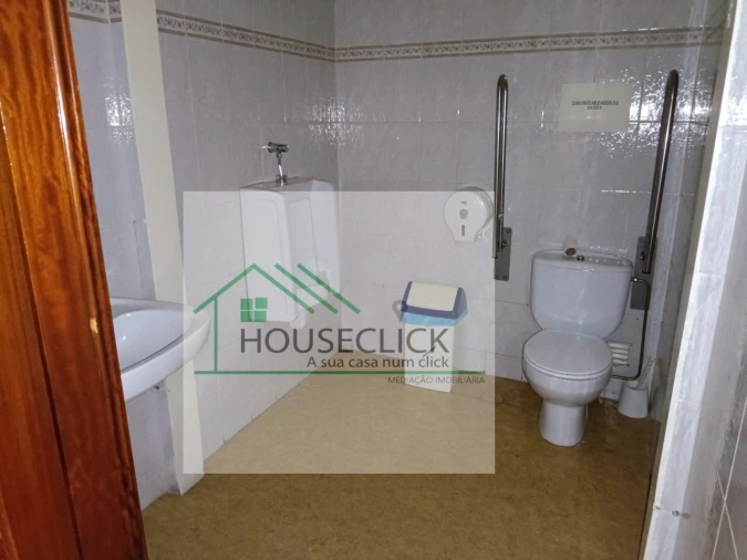 Loja para Arrendamento em Belmonte e Colmeal da Torre Foto 9