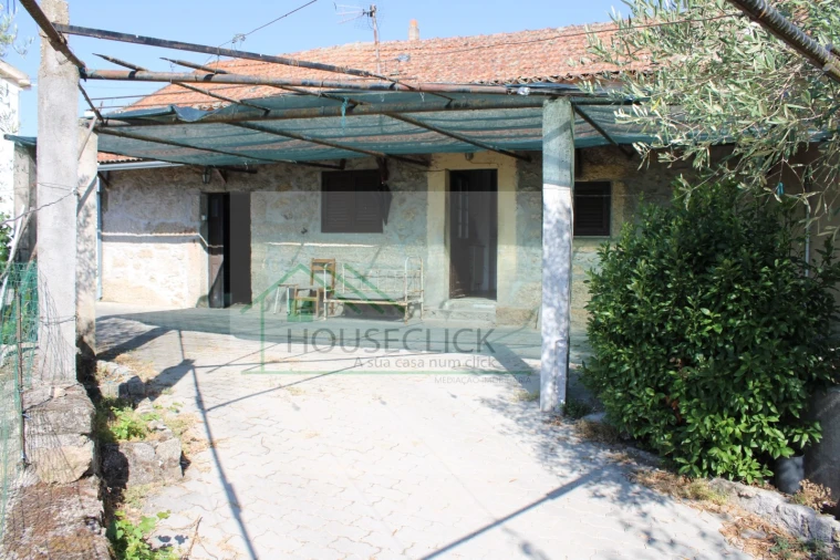 Moradia T4 para Venda em Peraboa Foto 2