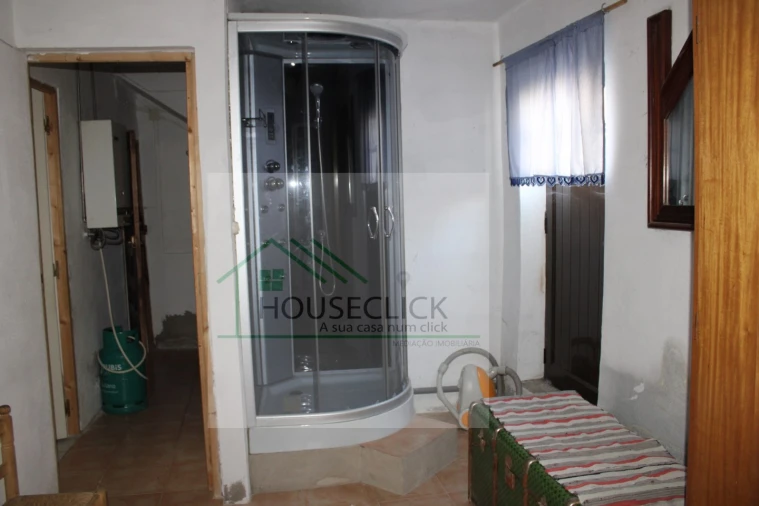 Moradia T4 para Venda em Peraboa Foto 11