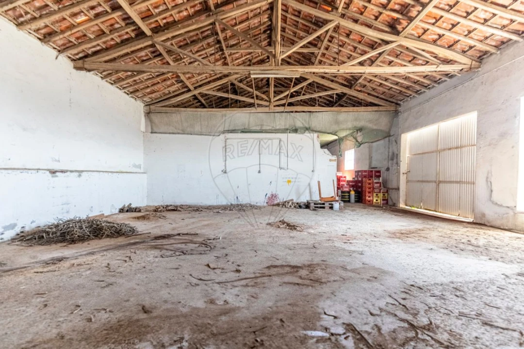 Armazém para Venda em Campelos e Outeiro da Cabeça Foto 6