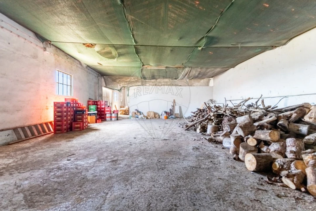 Armazém para Venda em Campelos e Outeiro da Cabeça Foto 9