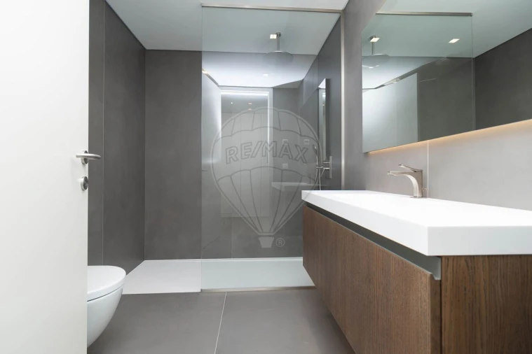 Moradia T4 para Venda em Póvoa de Santa Iria e Forte da Casa Foto 20