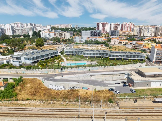 Moradia T4 para Venda em Póvoa de Santa Iria e Forte da Casa Foto 31