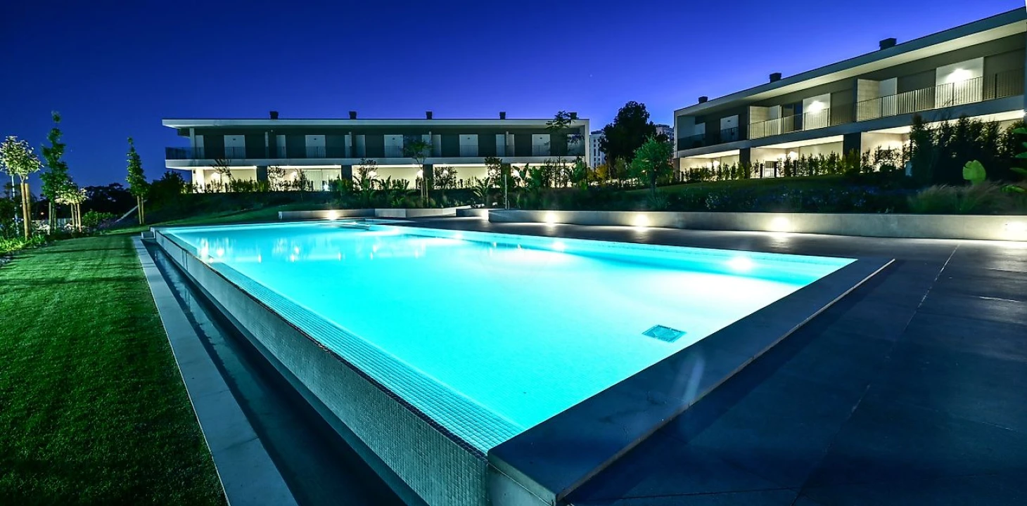 Moradia T4 para Venda em Póvoa de Santa Iria e Forte da Casa Foto 6