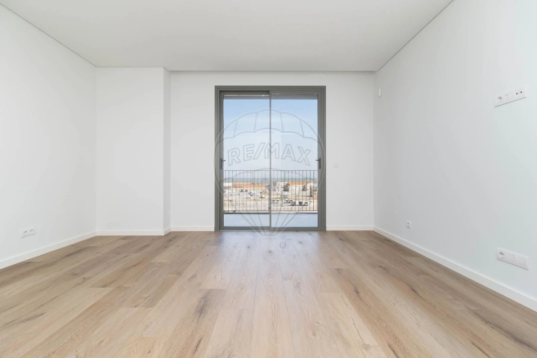 Moradia T4 para Venda em Póvoa de Santa Iria e Forte da Casa Foto 24