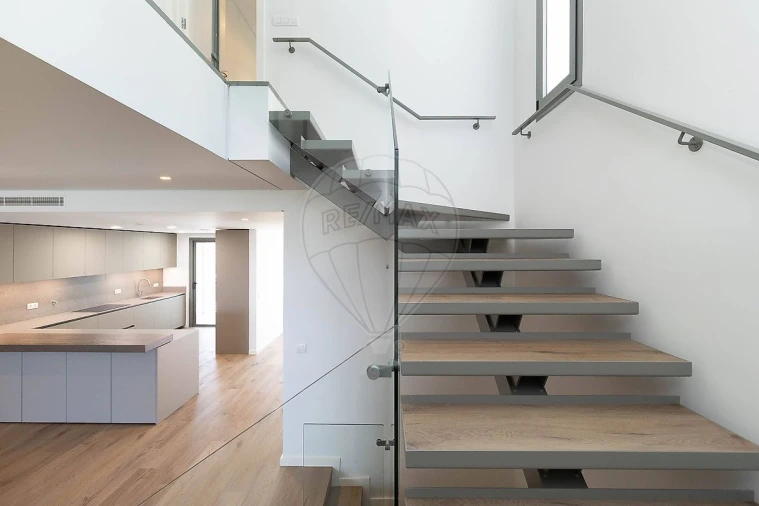 Moradia T4 para Venda em Póvoa de Santa Iria e Forte da Casa Foto 15