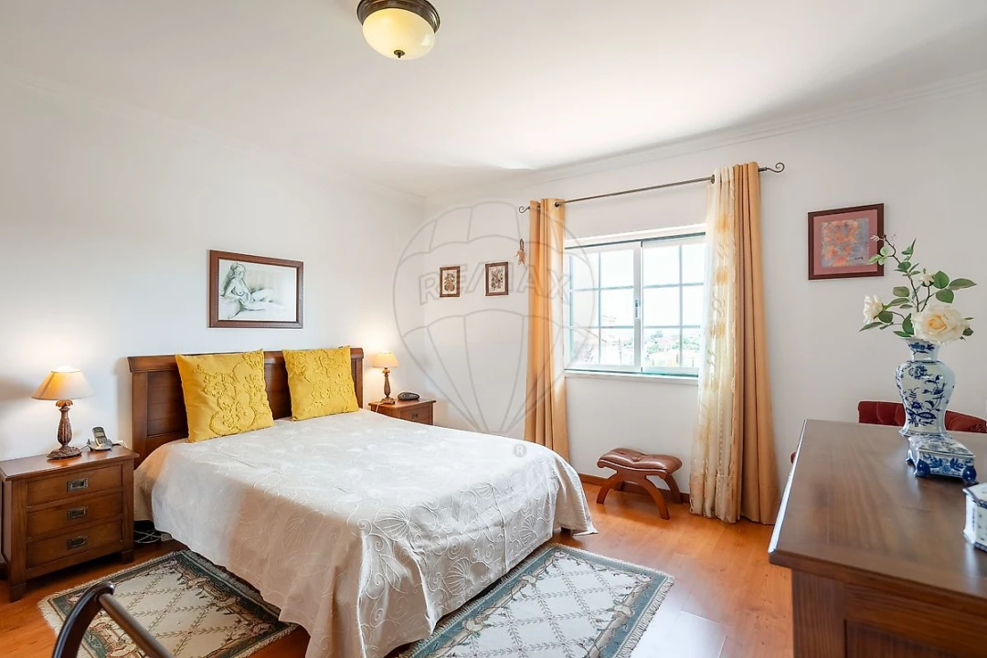 Moradia T3 para Venda em Alcabideche Foto 31
