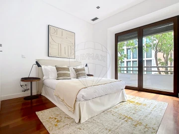 Apartamento T4 para Venda em Avenidas Novas