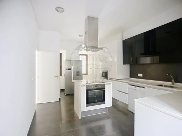 Apartamento T4 para Venda em Avenidas Novas