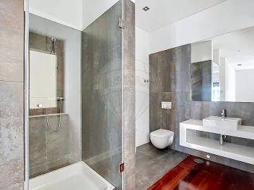 Apartamento T4 para Venda em Avenidas Novas