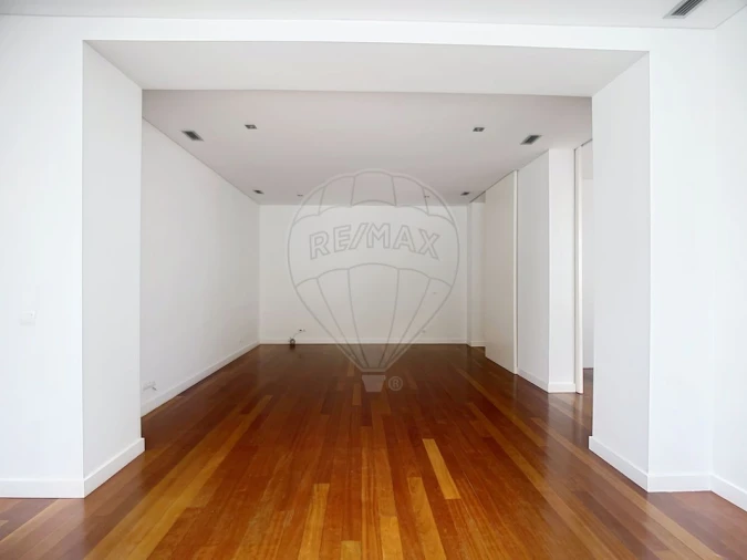 Apartamento T4 para Venda em Avenidas Novas Foto 13