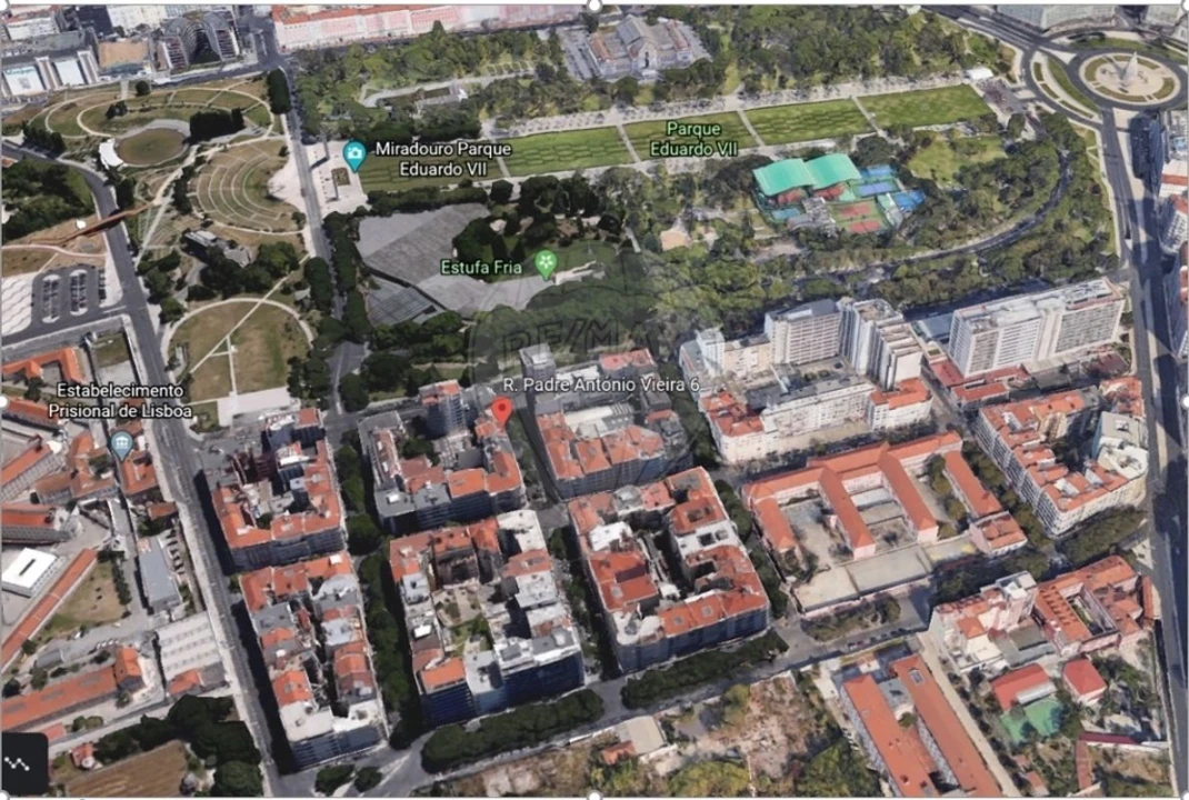 Apartamento T4 para Venda em Avenidas Novas Foto 48