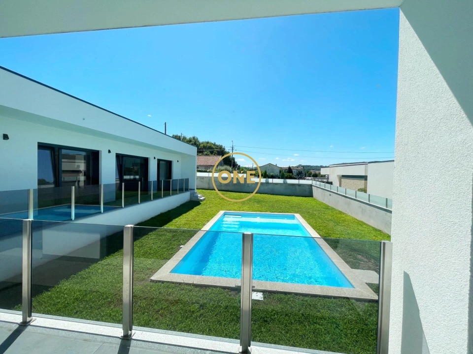 Moradia T3 para Venda em Merelim (São Paio), Panoias e Parada de Tibães Foto 30