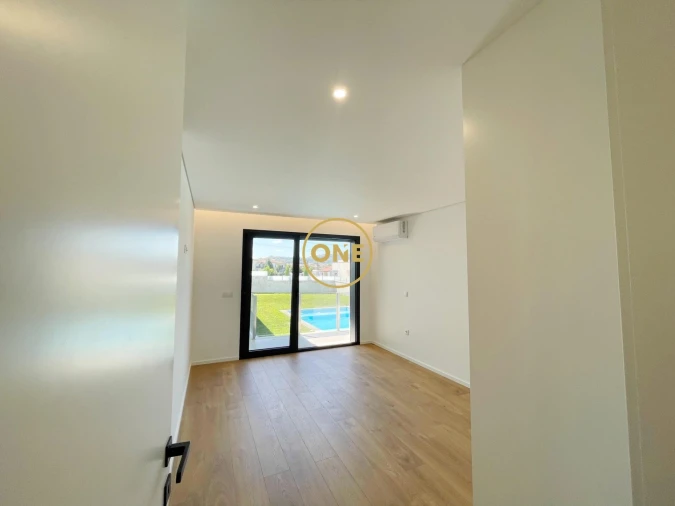 Moradia T3 para Venda em Merelim (São Paio), Panoias e Parada de Tibães Foto 36