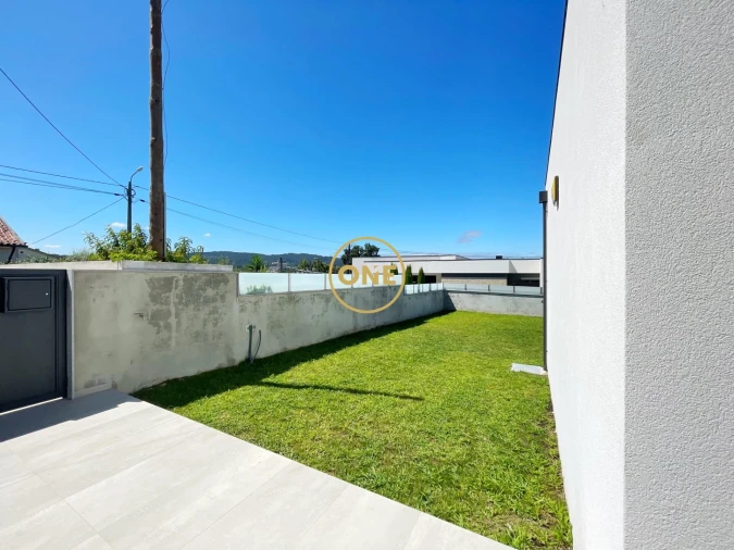 Moradia T3 para Venda em Merelim (São Paio), Panoias e Parada de Tibães Foto 15