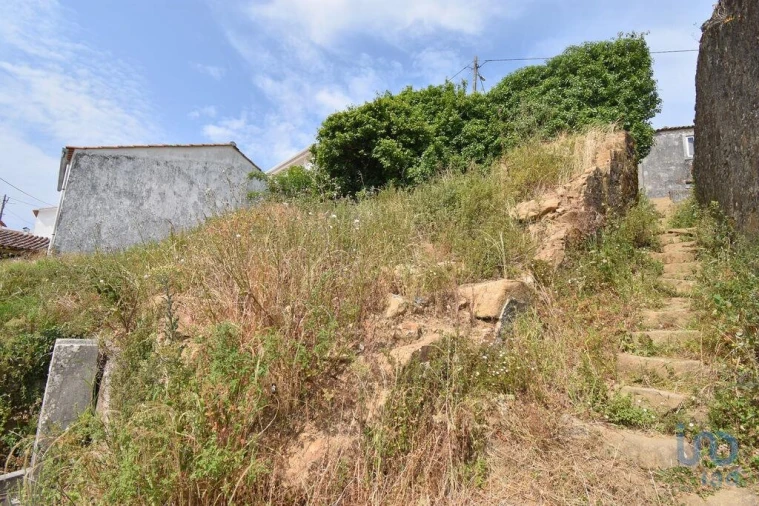 Moradia T2 para Venda em Espinhal Foto 4