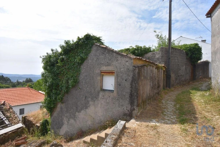 Moradia T2 para Venda em Espinhal Foto 2