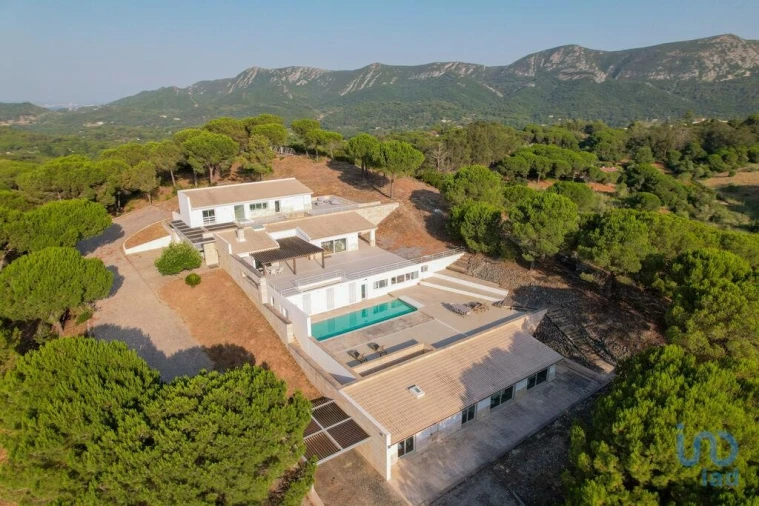 Moradia T6 para Venda em Azeitão (São Lourenço e São Simão) Foto 4