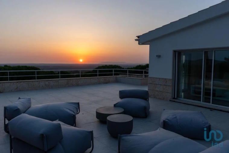 Moradia T6 para Venda em Azeitão (São Lourenço e São Simão)