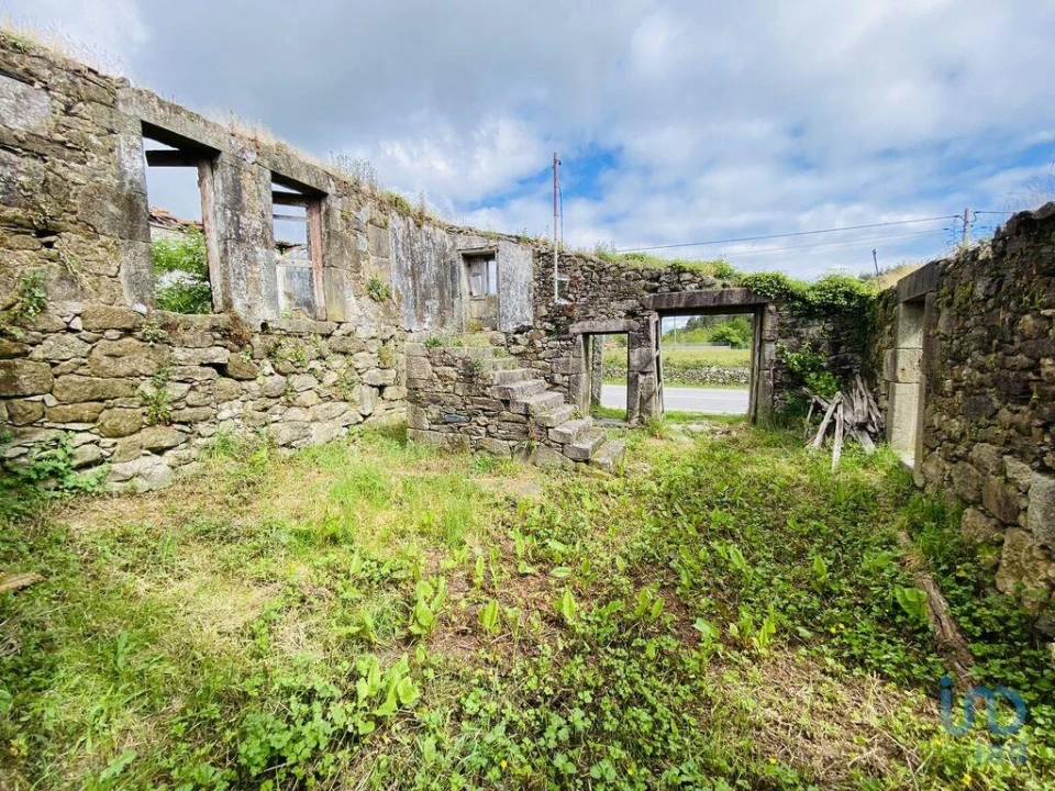 Moradia T1 para Venda em Candemil e Gondar Foto 9