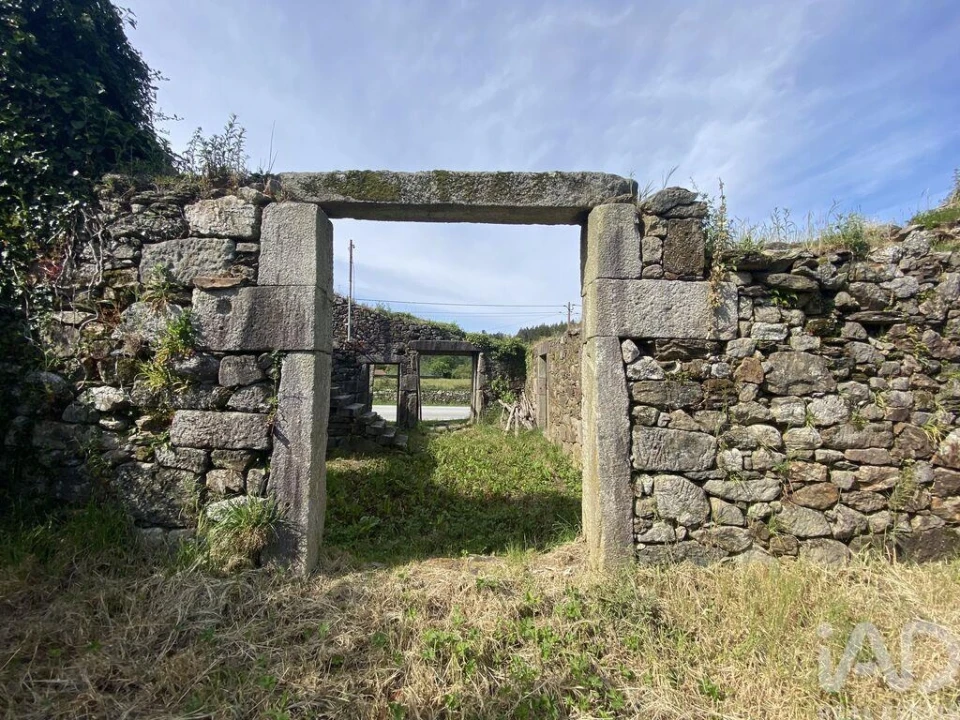 Moradia T1 para Venda em Candemil e Gondar Foto 20