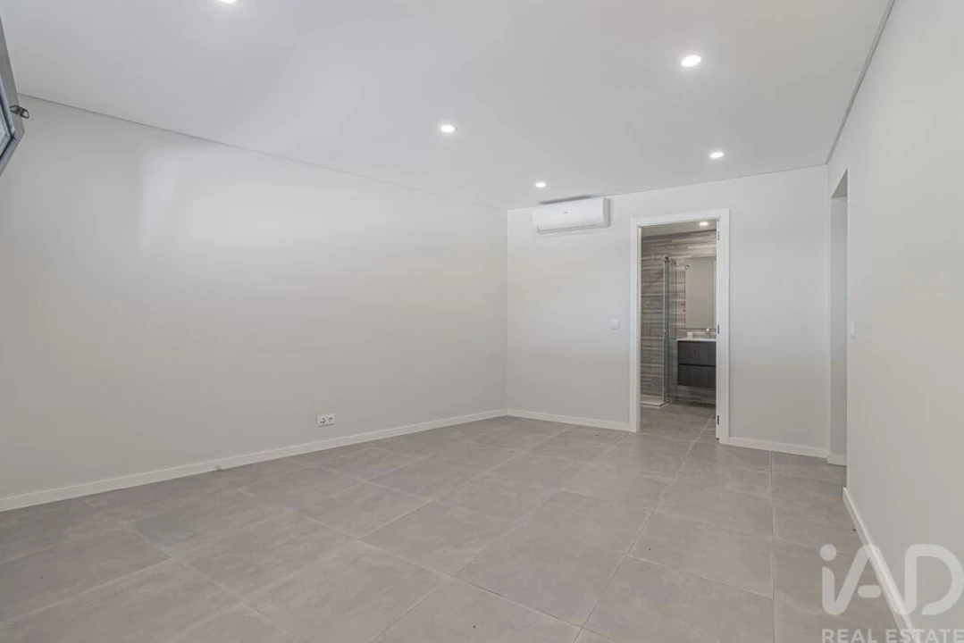 Moradia T5 para Venda em Enxara do Bispo, Gradil e Vila Franca do Rosário Foto 26