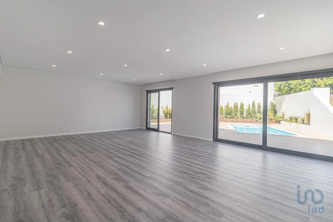 Moradia T5 para Venda em Enxara do Bispo, Gradil e Vila Franca do Rosário Foto 3