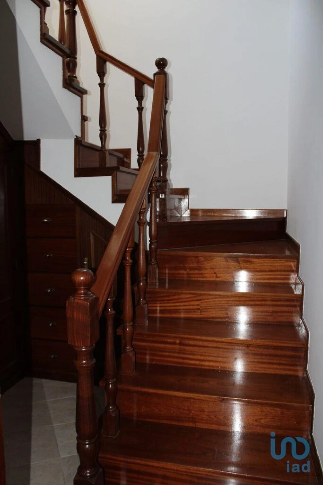 Moradia T4 para Venda em Nogueira do Cravo Foto 3