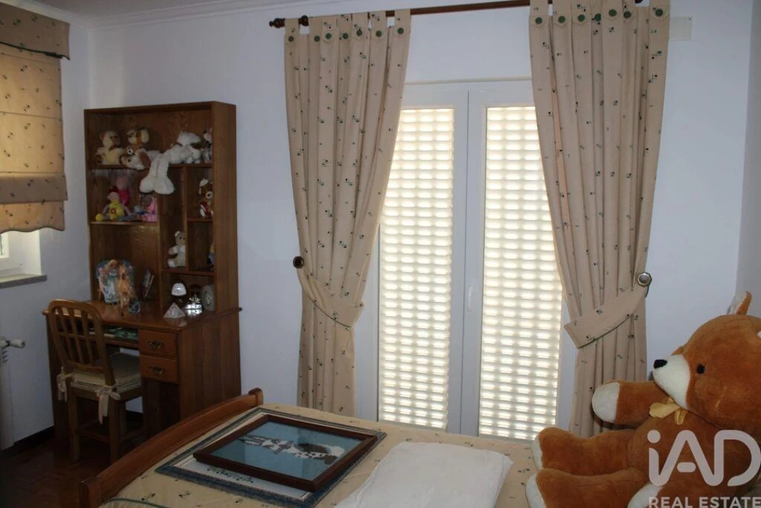 Moradia T4 para Venda em Nogueira do Cravo Foto 15