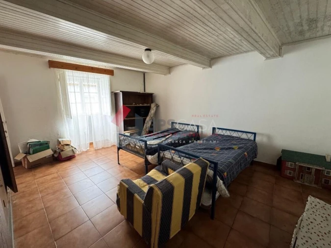 Moradia T4 para Venda em Praia da Vitoria (Santa Cruz) Foto 5