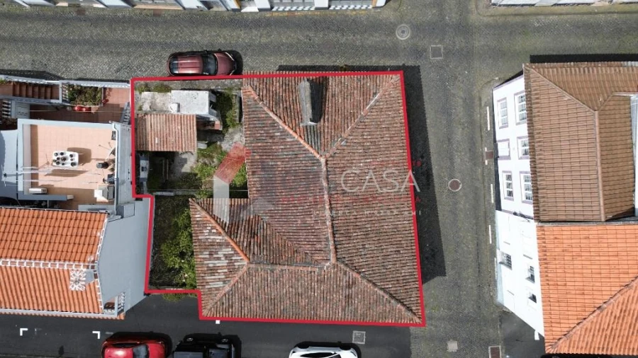 Moradia T4 para Venda em Praia da Vitoria (Santa Cruz) Foto 25