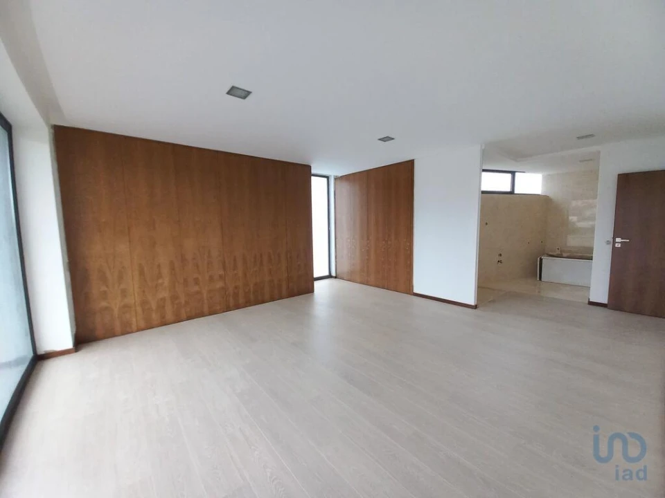 Moradia T4 para Venda em Abade de Neiva Foto 4