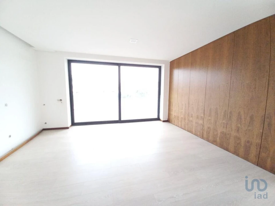 Moradia T4 para Venda em Abade de Neiva Foto 7