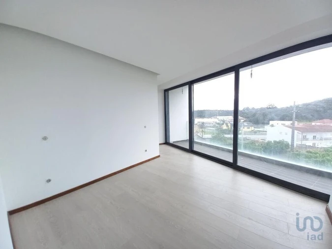 Moradia T4 para Venda em Abade de Neiva Foto 11