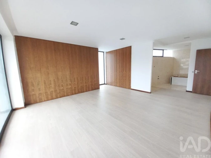 Moradia T4 para Venda em Abade de Neiva Foto 28