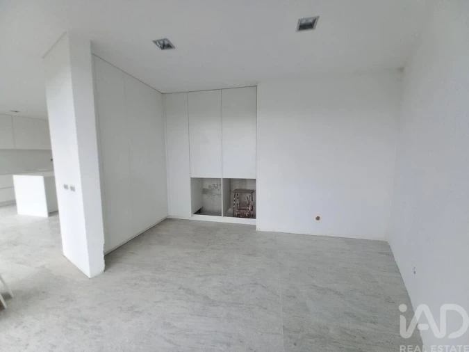 Moradia T4 para Venda em Abade de Neiva Foto 20