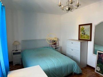 Moradia T4 para Venda em Carcavelos e Parede