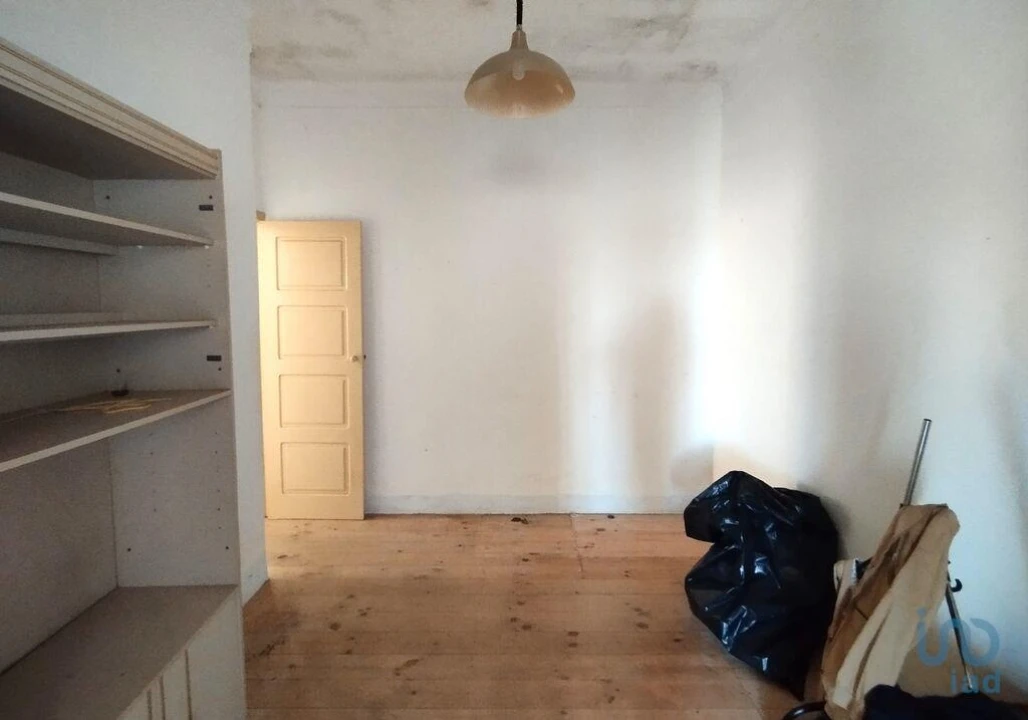 Moradia T3 para Venda em Romeira e Várzea Foto 12