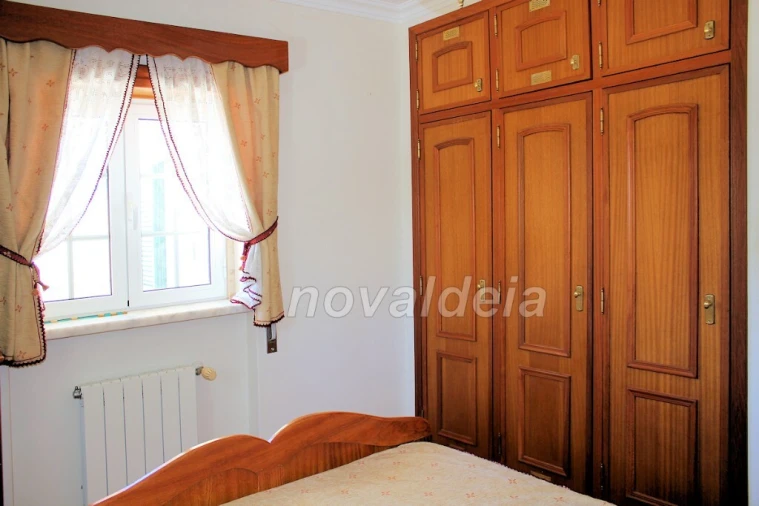 Moradia T3 para Venda em Colares Foto 9