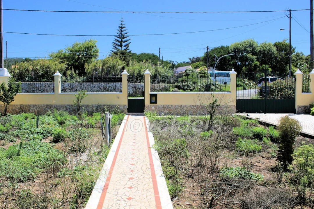 Moradia T3 para Venda em Colares Foto 5