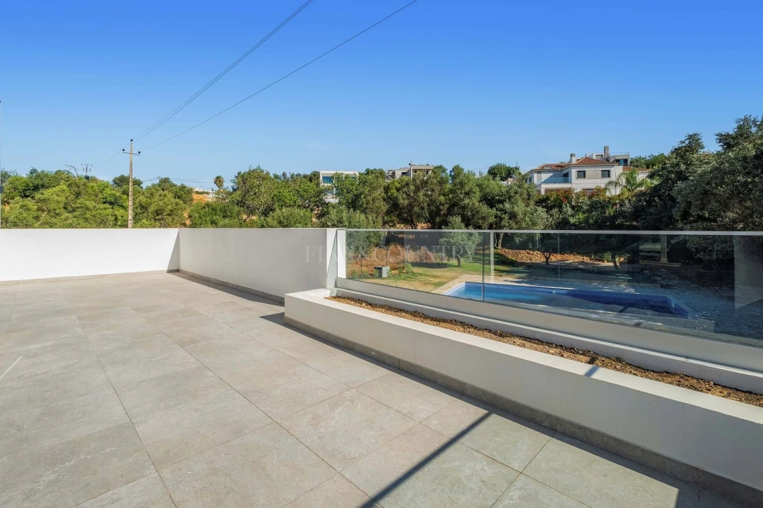 Moradia T4 para Venda em Almancil Foto 18