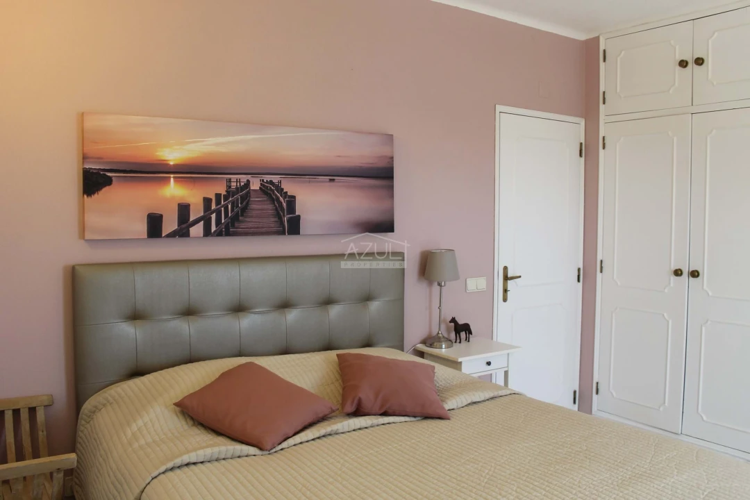 Moradia T5 para Venda em Loule (São Clemente) Foto 9